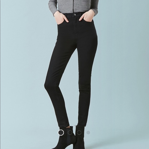 Forever 21 Denim - 🖤 FOREVER 21 High Waist Jeans 🖤